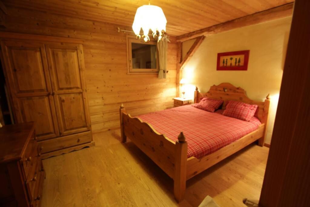 Appartement Cozy Dans Chalet 6 Pers Voiture 4 Roues Motrice A Dispo La Clusaz Exteriör bild