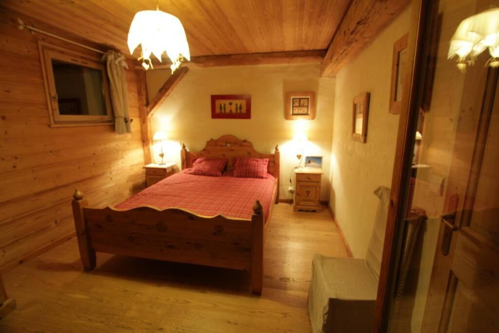Appartement Cozy Dans Chalet 6 Pers Voiture 4 Roues Motrice A Dispo La Clusaz Exteriör bild
